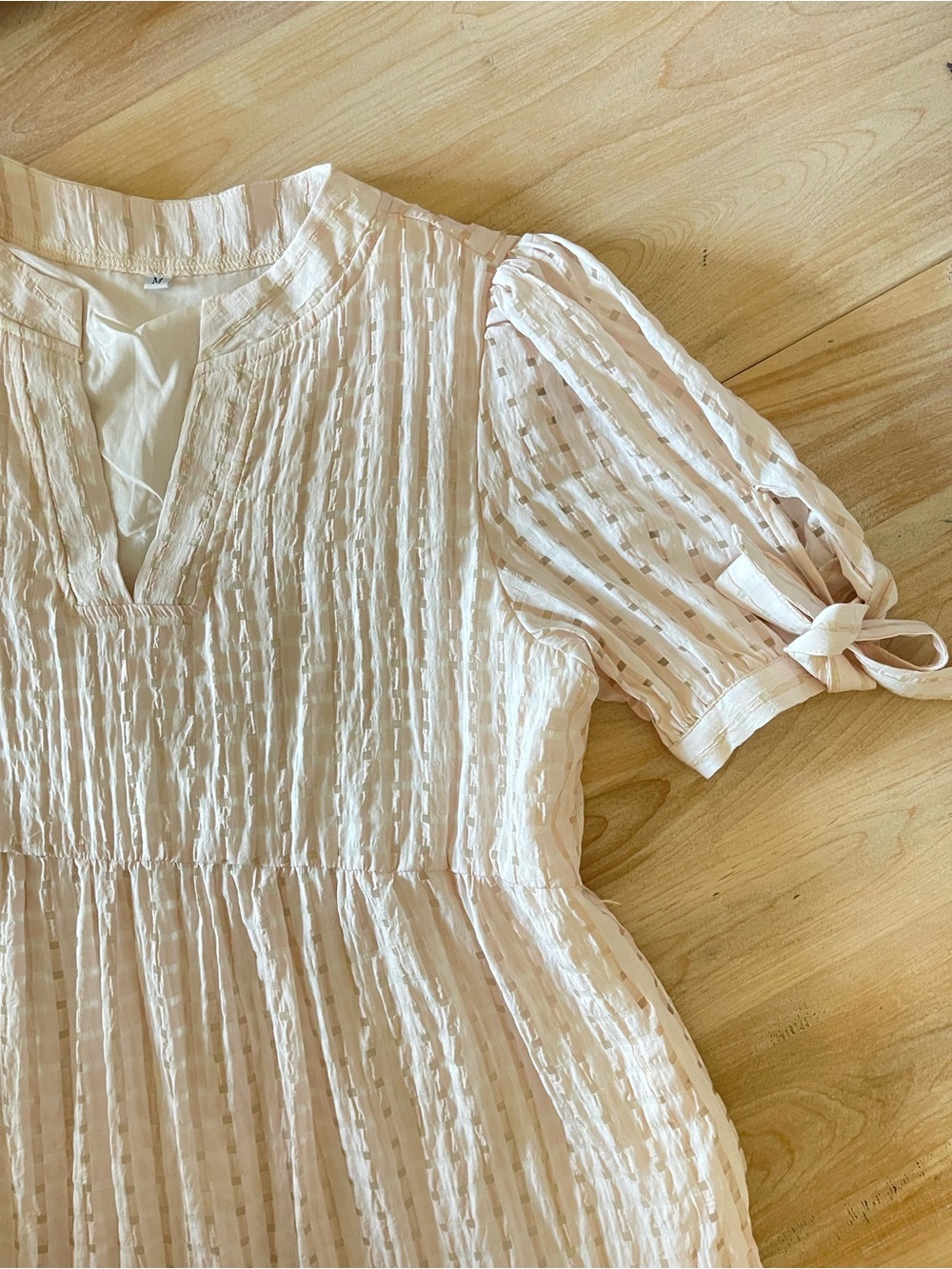 Pale Pink Swiss Dot Maxi Dress Tie Sleeve Detail Empire Waist V-neck Size Small - Picture 6 of 14